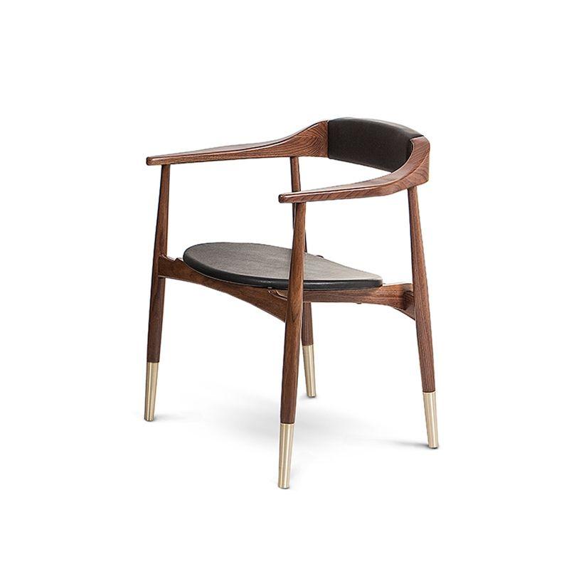 Essential Home Silla Nogal Sólido / Cuero Negro / Latón Cepillado Perry Terentti